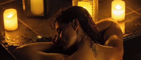 Djupmassage och kroppsskrubb