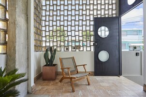 Deluxe Studio Suite | Balcony