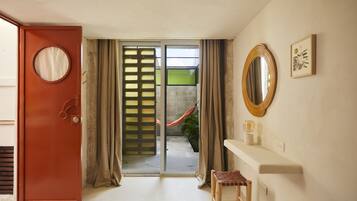 Studio Suite Gallery | Bộ đồ giường kháng dị ứng, trang trí khác biệt