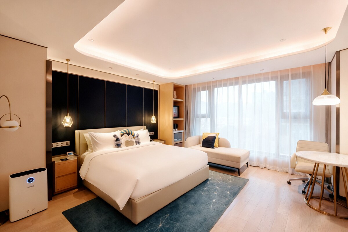 標準客房, 1 張特大雙人床 (High Floor) | 迷你吧、客房內保險箱、遮光布/窗簾、免費無線上網