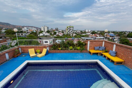 A gem in Yopal’s heart: spacious, comfy & private