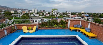 A gem in Yopal’s heart: spacious, comfy & private