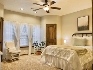 4 bedrooms, iron/ironing board, travel crib, free WiFi