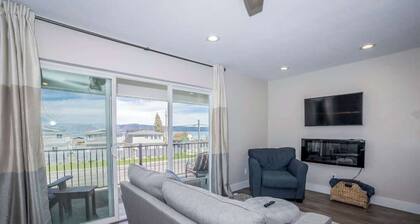 Lake Breeze Getaway #27 at Legacy - Lake access!