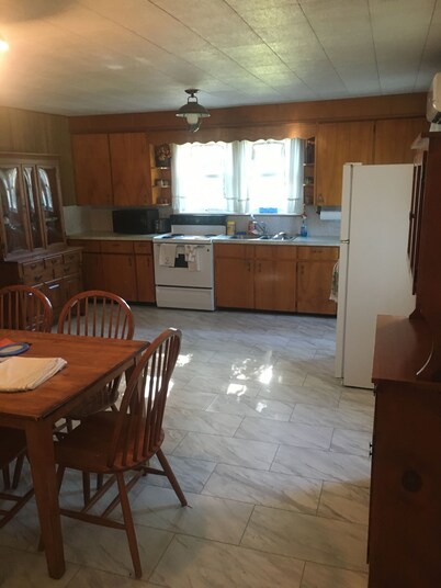 Farm guesthouse open for football, graduation and other short-term rentals