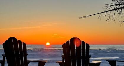 Beautiful Log Home on 5 acres private beach-steps down the road!