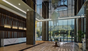 Reception - DoubleTree by Hilton Manisa (Manisa)