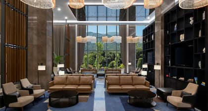 DoubleTree by Hilton Manisa