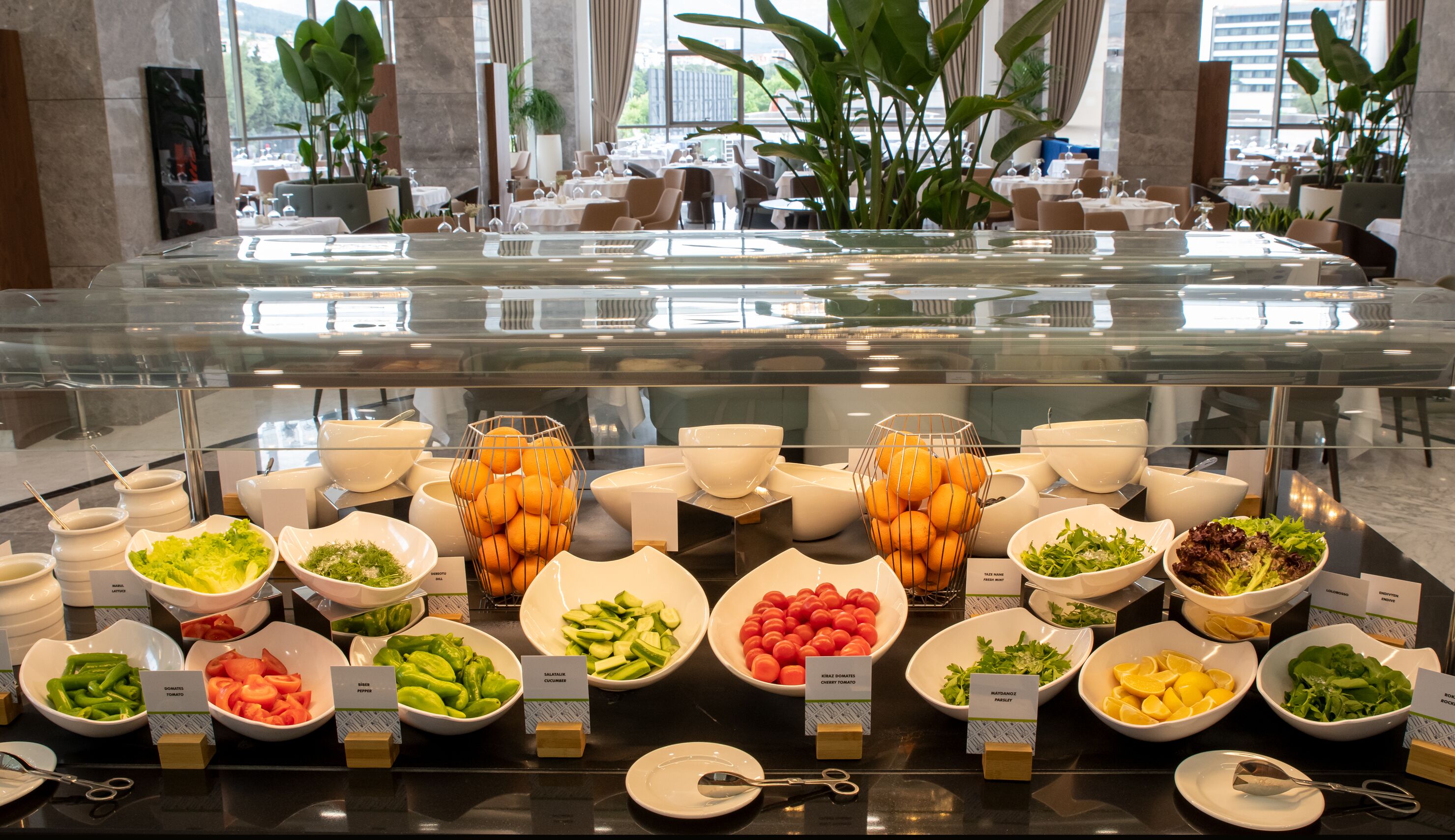 daily buffet breakfast (try 550 per person)