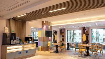 Petit déjeuner buffet compris tous les jours