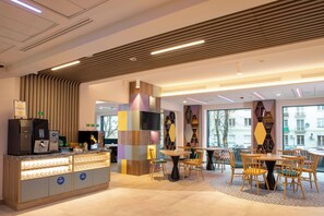 Desayuno buffet incluido todos los días