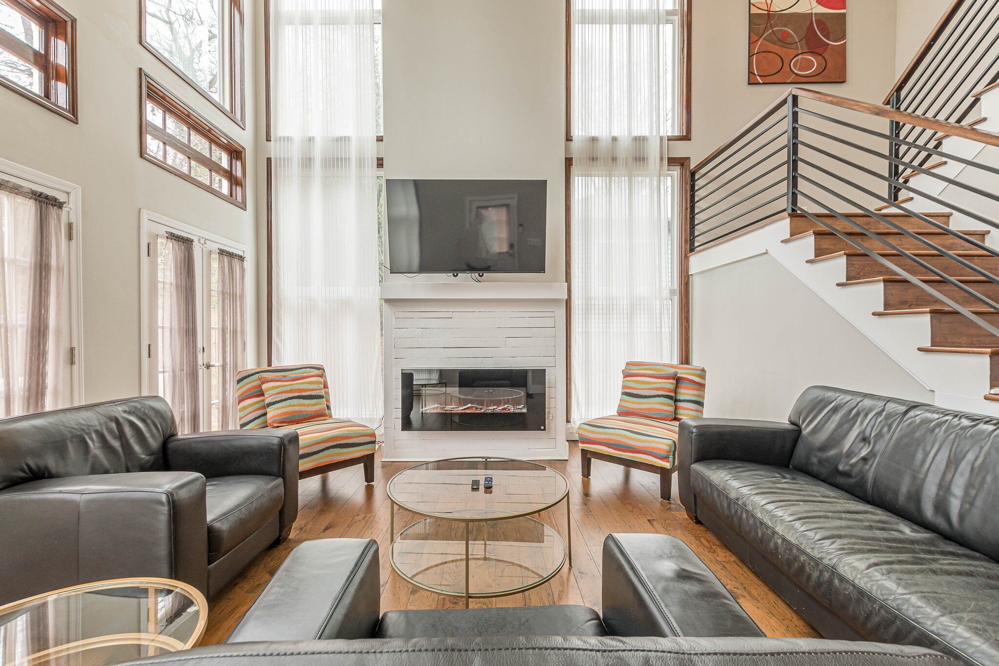 Smart TV, fireplace, books