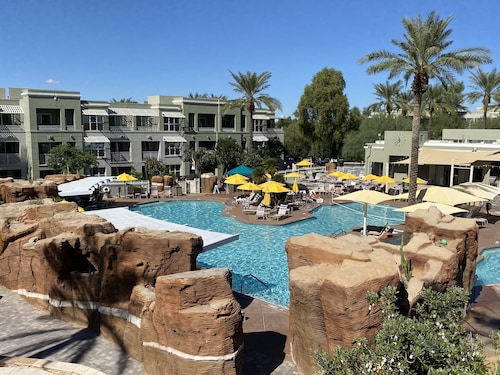 Spacious 2-Bedroom Condo at Marriott's Canyon Villas + Full Resort Access!