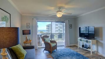 Una Smart TV, libros