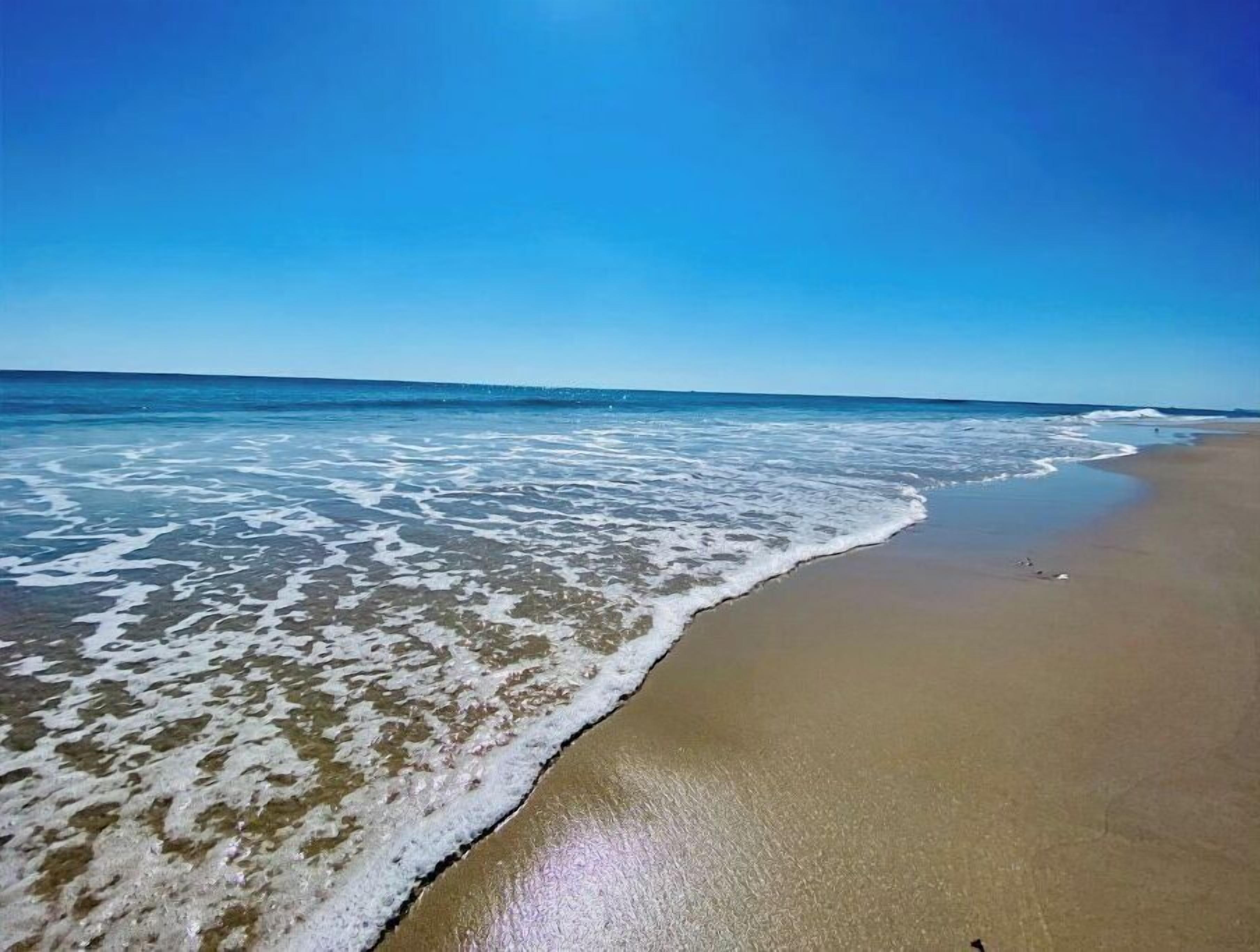 Ubicación a pie de playa y tumbonas
