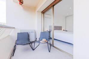 1 quarto, ferros/tábuas de passar roupa, Wi-Fi, roupa de cama