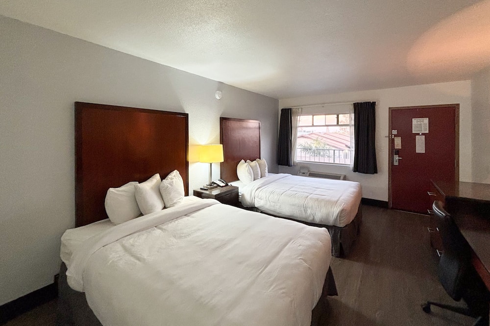 Motel 6 Mesa, AZ - Downtown