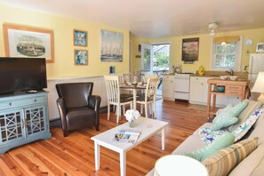 TV, offices - Cottage w/ Private Association Pool! (Wellfleet)