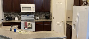 A Comfortable home away from home. In kissimmee close to Disney World