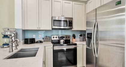 Charming 2BD Cottage near Hotel & Disney