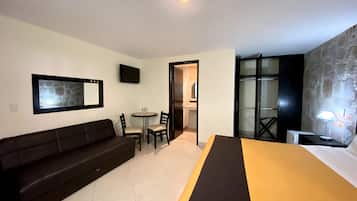 Habitación junior | Escritorio, wifi gratis y ropa de cama