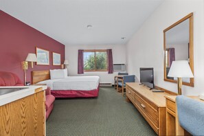 Room, 1 King Bed, Non Smoking | Desk, free WiFi, bed sheets - Wautoma Inn by OYO Near Airport WI 73 (Wautoma)