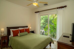 3 bedrooms, iron/ironing board, internet, bed sheets - Del Mar 3i 3 bdr Ocean View in Los Suenos (Playa Herradura)