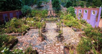 Charming Garden Retreat in Pedrogao Grande