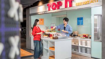 Free daily buffet breakfast