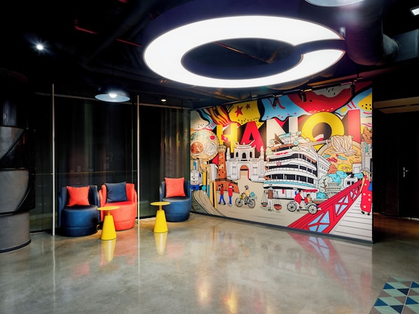 Lobby-Lounge