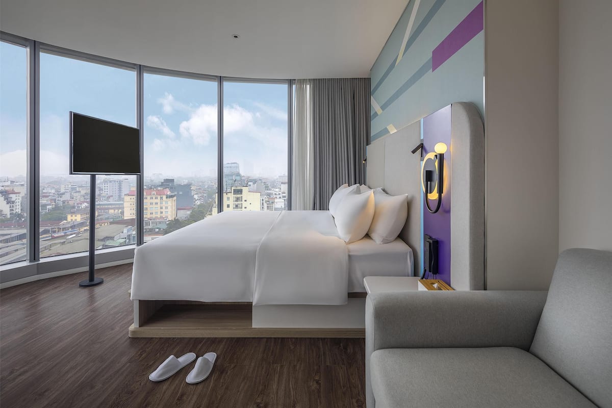 Room, 1 King Bed with Sofa bed | Living area