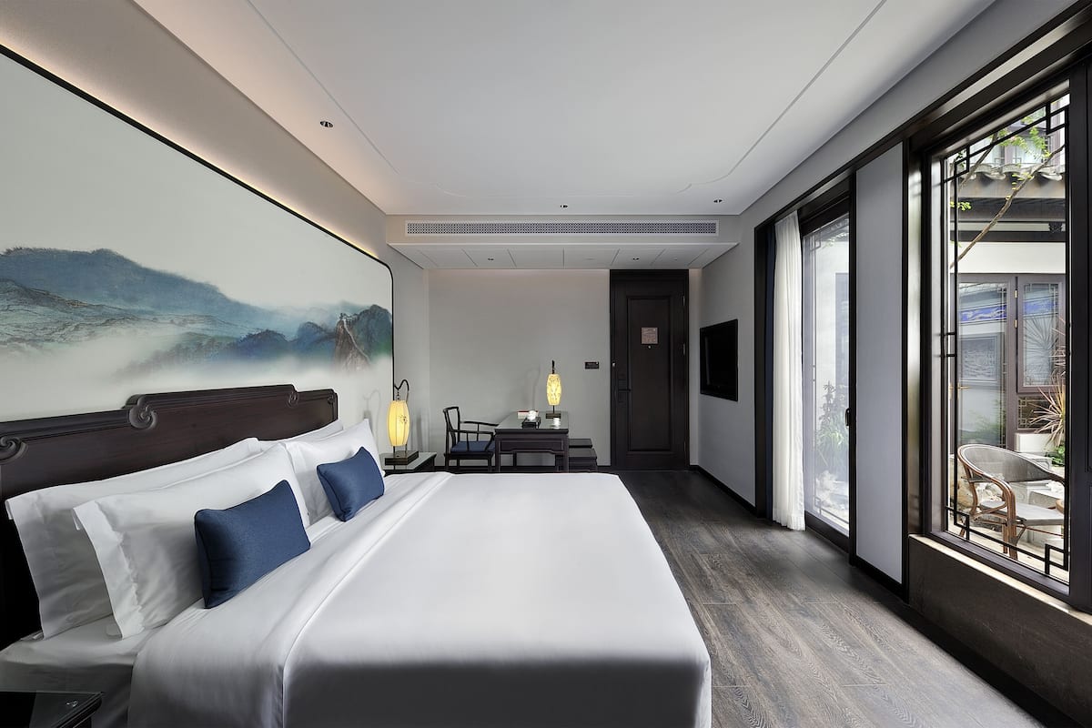 1 bedroom, premium bedding, down duvets, pillow-top beds