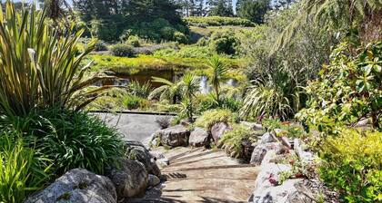 Upepo - The Garden Room - Cape Foulwind Studio