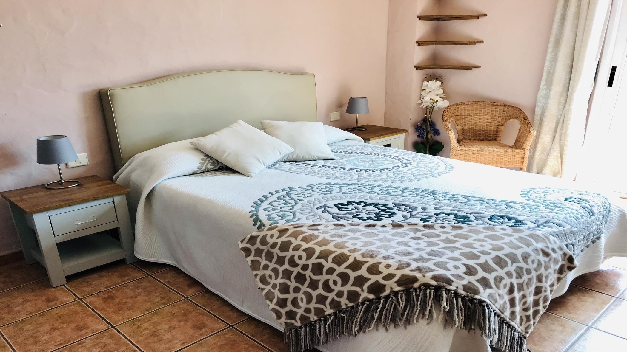 2 Schlafzimmer, Bügeleisen/Bügelbrett, WLAN, Bettwäsche