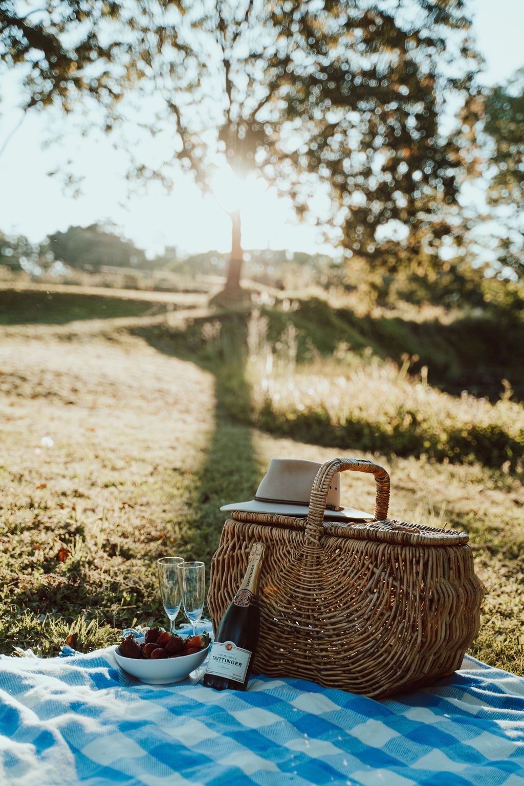 Clayfield House on acreage 10 minutes from beaches — image 27