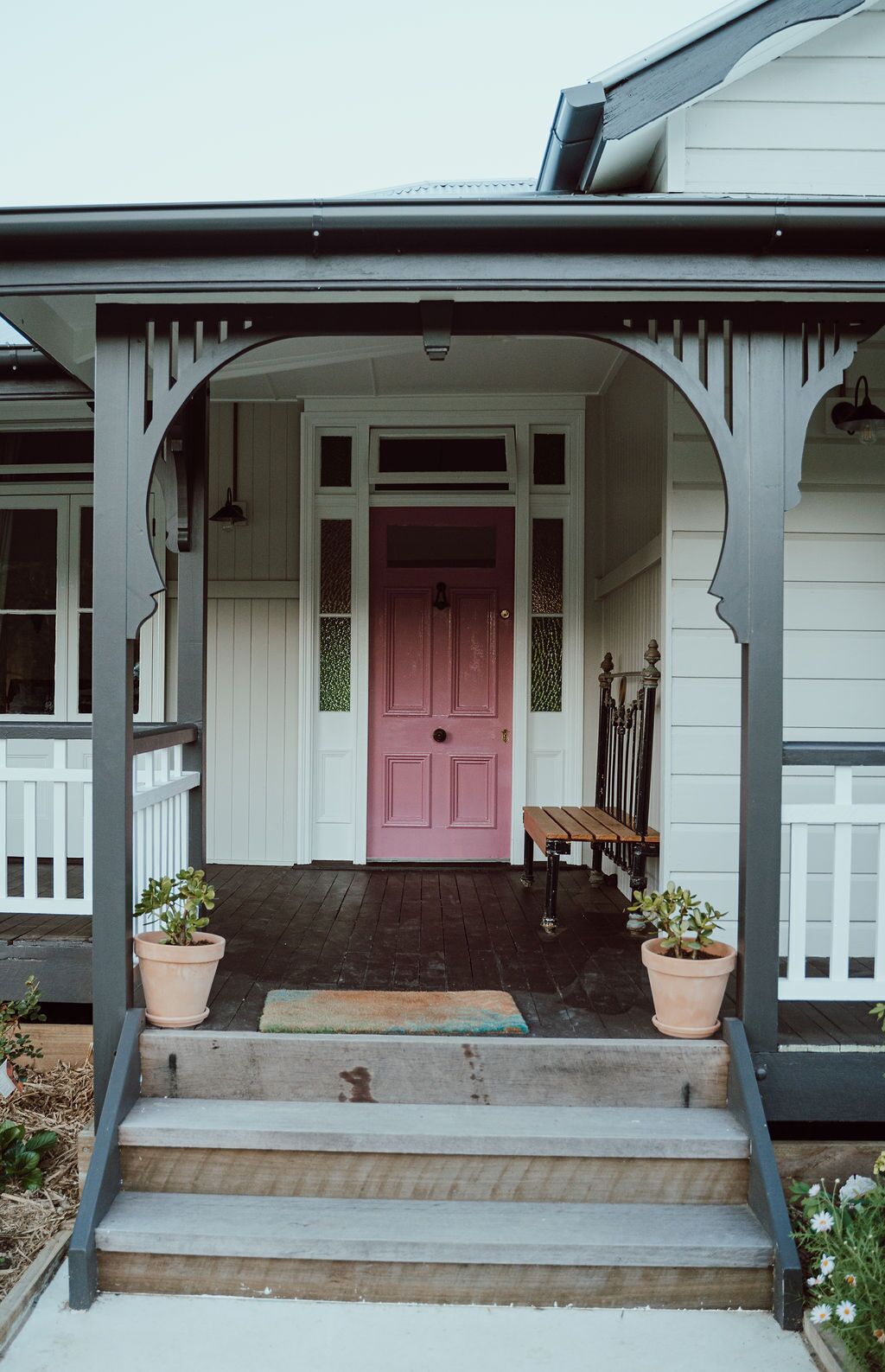 Clayfield House on acreage 10 minutes from beaches — image 29