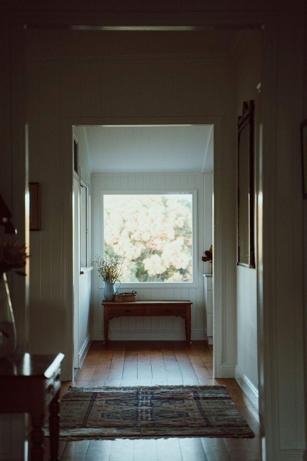 Clayfield House on acreage 10 minutes from beaches — image 5