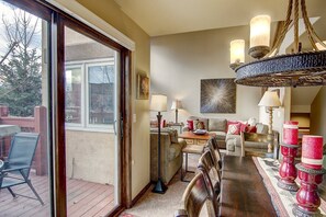 Unclassified image, 5 of 49, button