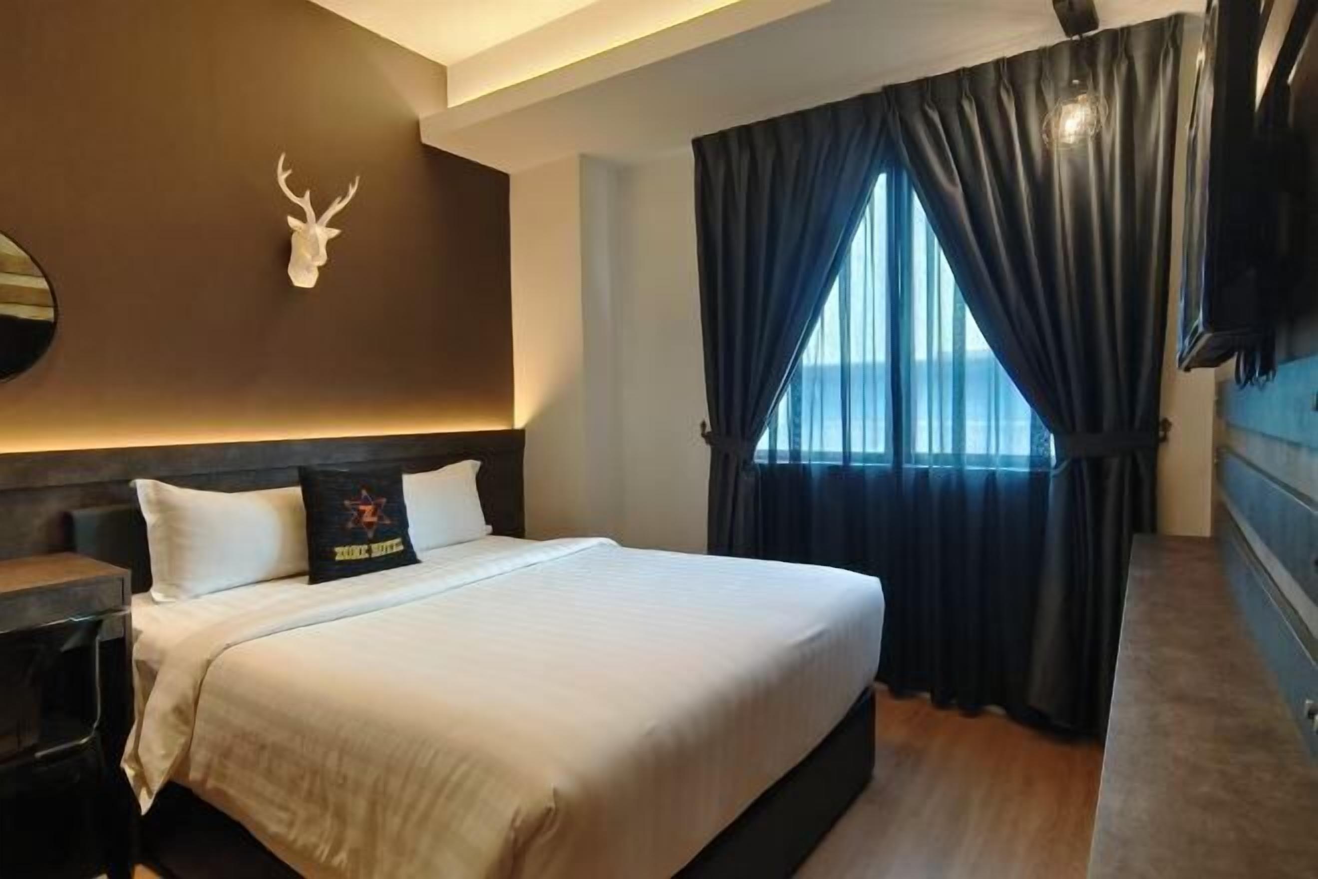 Premium bedding, free WiFi, bed sheets