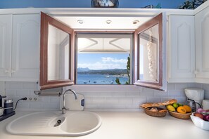 Fridge, microwave, oven, stovetop - Cap d Or - El Portet, Moraira, Costa Blanca (Moraira)