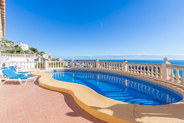 Pool - Villa "Casa Anita" with Mountain View, Pool, Wi-Fi, Terrace & Garden (Benitachell)