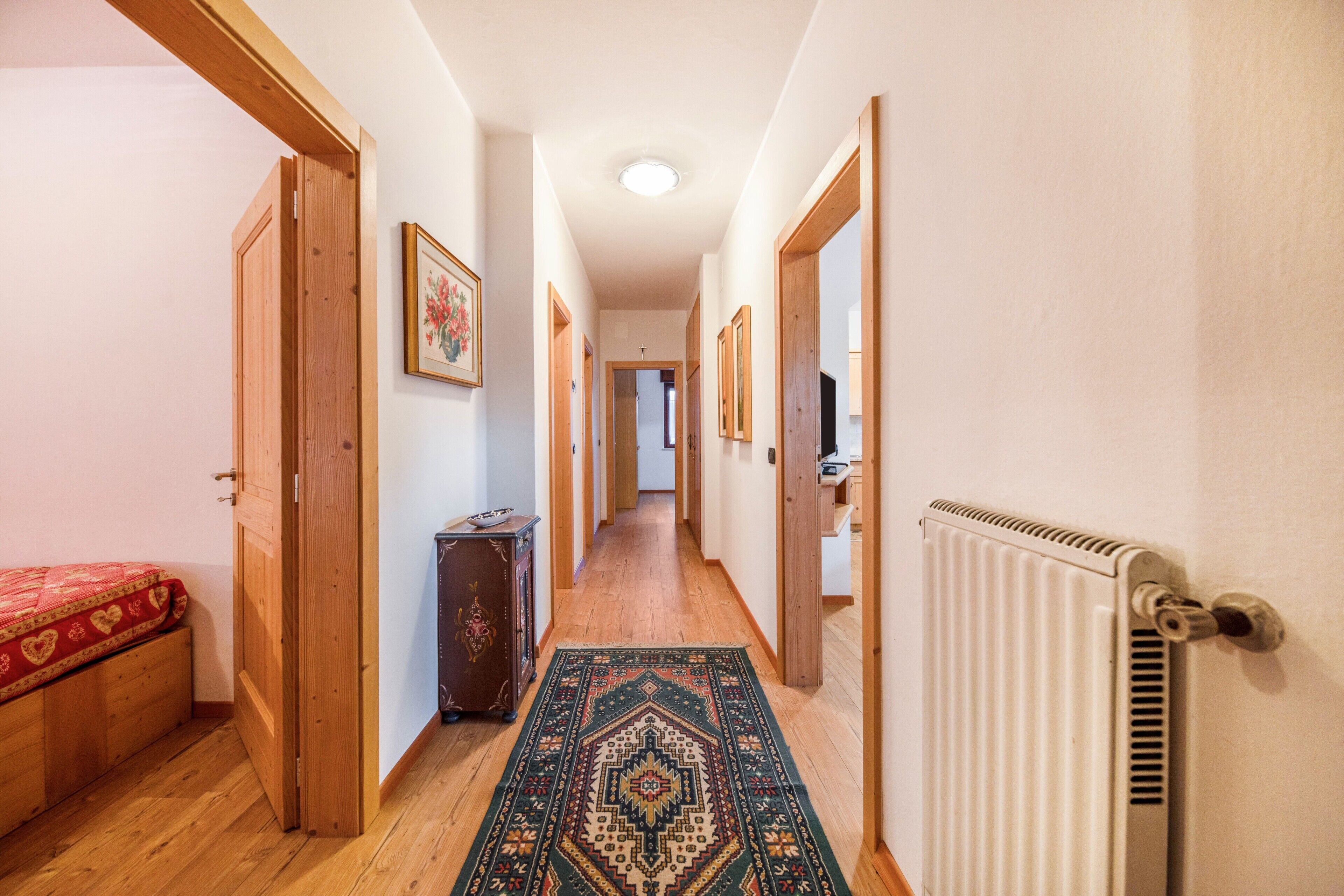 2 habitaciones, tabla de planchar con plancha y wifi gratis 