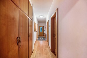 Interior - Apartment "La Pratolina" with Mountain View, Terrace & Garden (Castello - Molina di Fiemme)