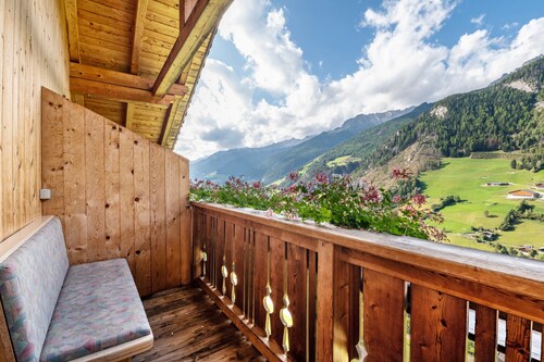 Ferienwohnung "Glocklechnhof Sonnenschein" mit Bergblick, Garten, Balkon & WLAN