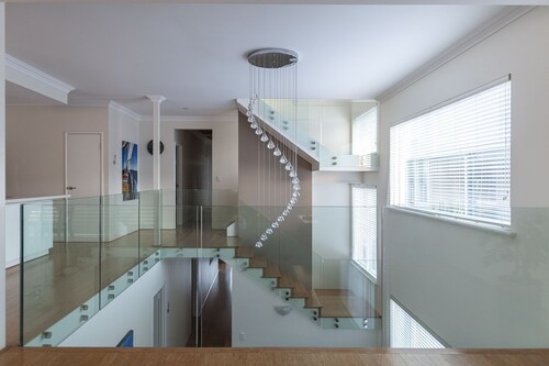 southbeach-house - Stylish & Spacious beach mansion