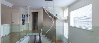 southbeach-house - Stylish & Spacious beach mansion