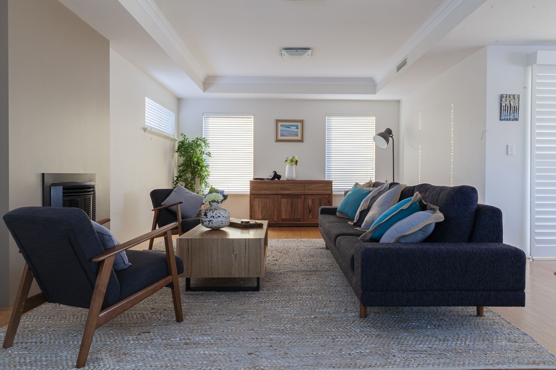 southbeach-house - Stylish & Spacious beach mansion — image 21