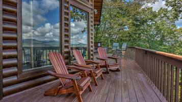 منزل - ٣ غرف نوم | شرفة