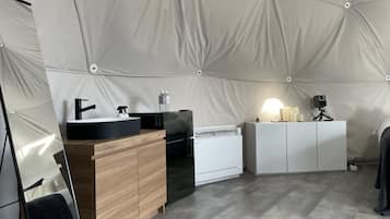Premium bedding, down duvets, minibar, free WiFi