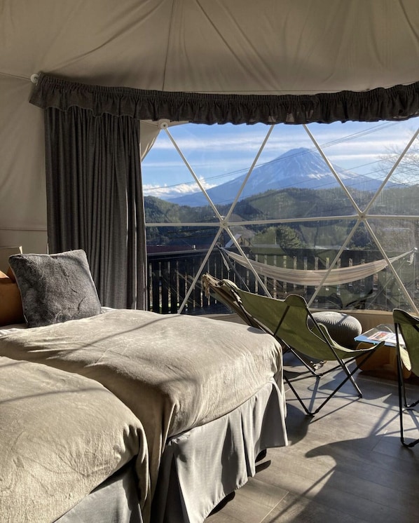Estúdio, para não fumantes (Luxury Dome Venus, 6 Beds, Allow Pets) | Roupas de cama premium, edredons de pluma, frigobar, Wi-Fi de cortesia